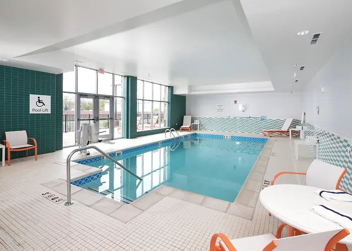 Holiday Inn Hotel & Suites - Mount Pleasant By Ihg