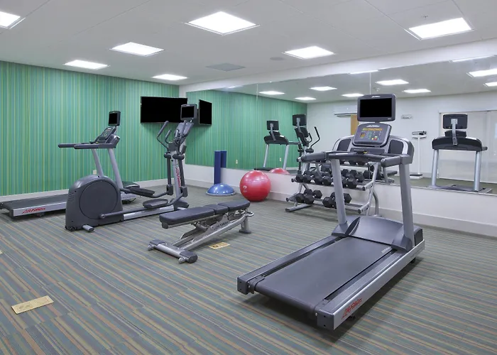 Holiday Inn Express & Suites - Parkersburg East By Ihg
