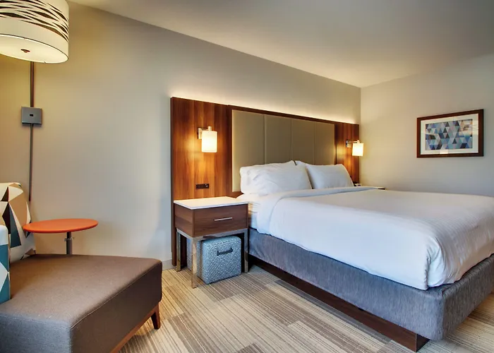 Holiday Inn Express & Suites Helen By Ihg