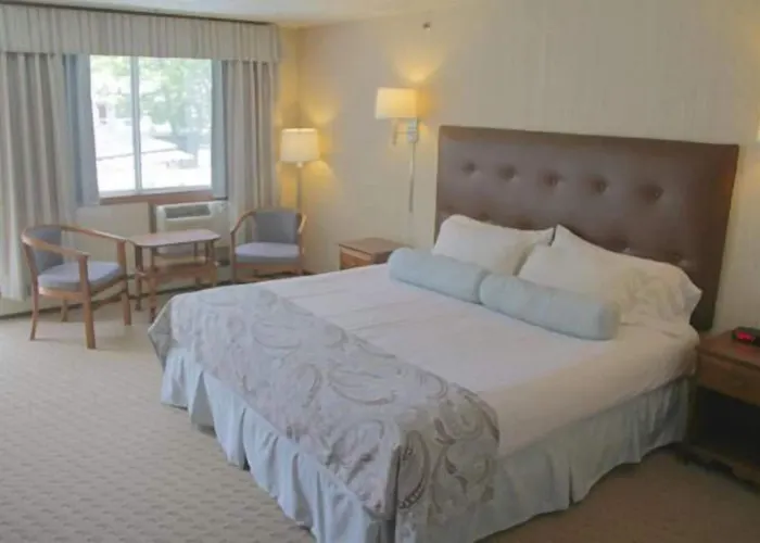 Rhumb Line Resort