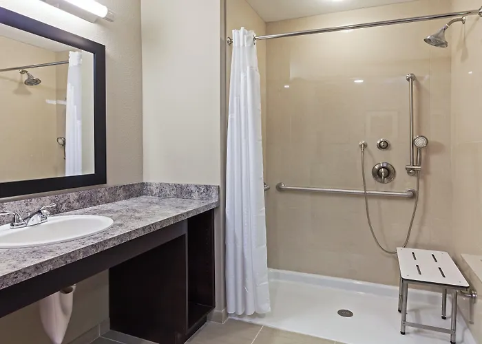 Holiday Inn Express & Suites Glenpool By Ihg