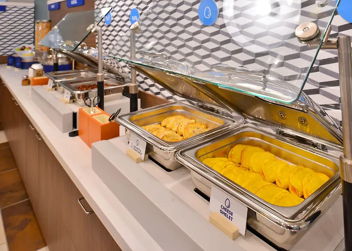 Holiday Inn Express & Suites Geneva Finger Lakes By Ihg