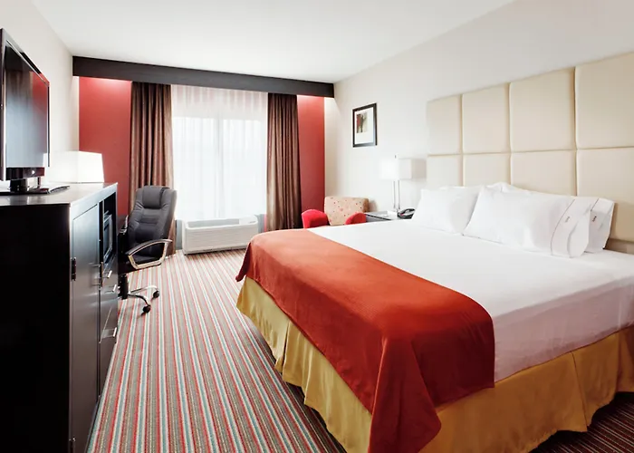 Holiday Inn Express & Suites Northeast By Ihg