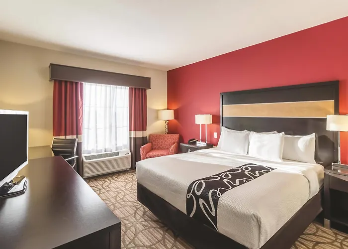 La Quinta By Wyndham Fargo-Medical Center