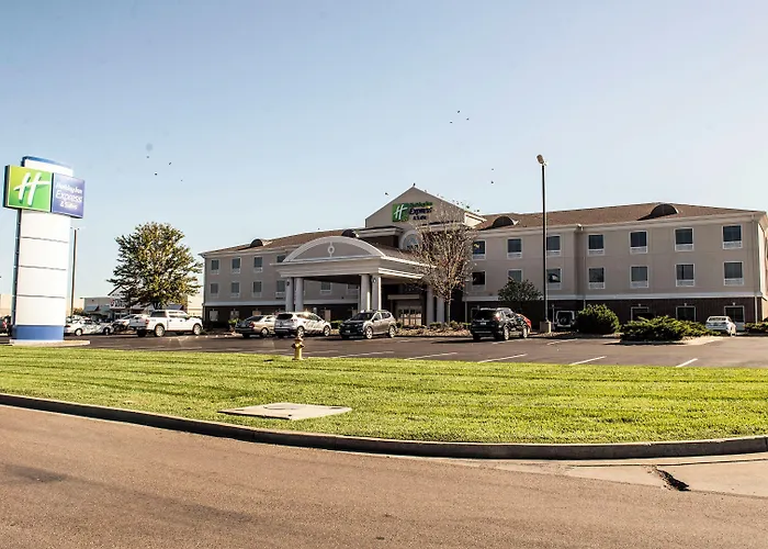 Holiday Inn Express Hotel & Suites Sedalia By Ihg