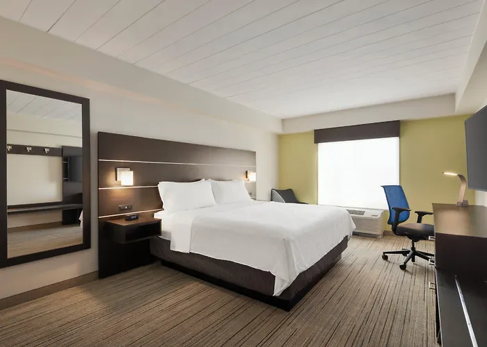 Holiday Inn Express Hotel & Suites Fort Myers East - The Forum By Ihg