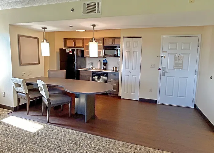 Candlewood Suites Indianapolis Downtown Medical District By Ihg