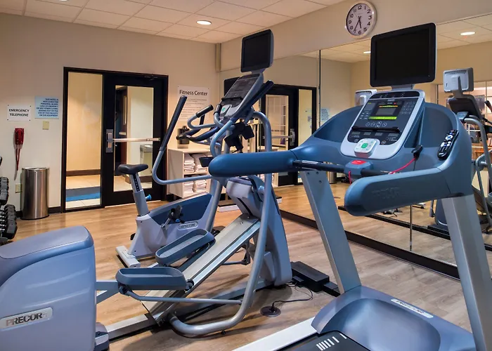 Holiday Inn Express & Suites Pittsburg By Ihg