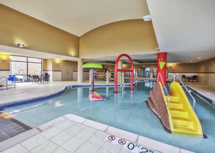 Hampton Inn & Suites Madison - West