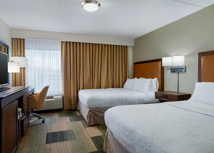 Hampton Inn & Suites Albany-Downtown