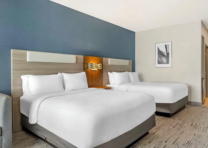 Holiday Inn Express Hotel & Suites Astoria By Ihg