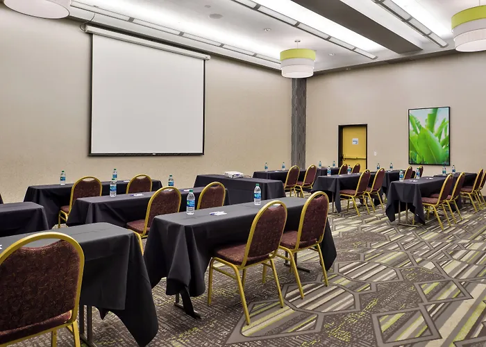 Holiday Inn Express & Suites Elk Grove Central - Hwy 99 By Ihg