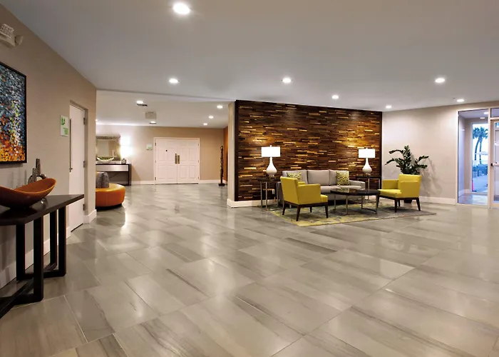 Holiday Inn Hotel & Suites Daytona Beach On The Ocean By Ihg