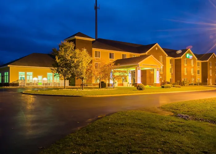 Holiday Inn Express Hotel & Suites Acme-Traverse City By Ihg