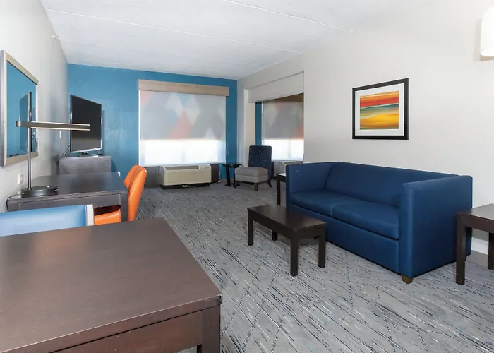 Holiday Inn Express & Suites Jacksonville Airport By Ihg