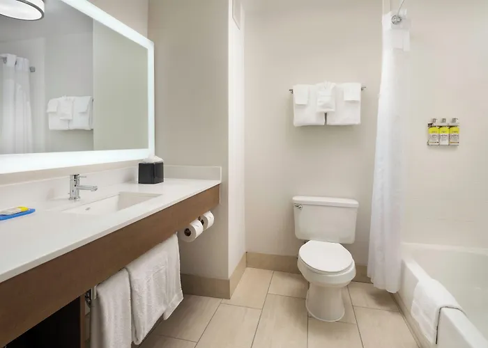 Holiday Inn Express Hotel & Suites Olive Branch By Ihg