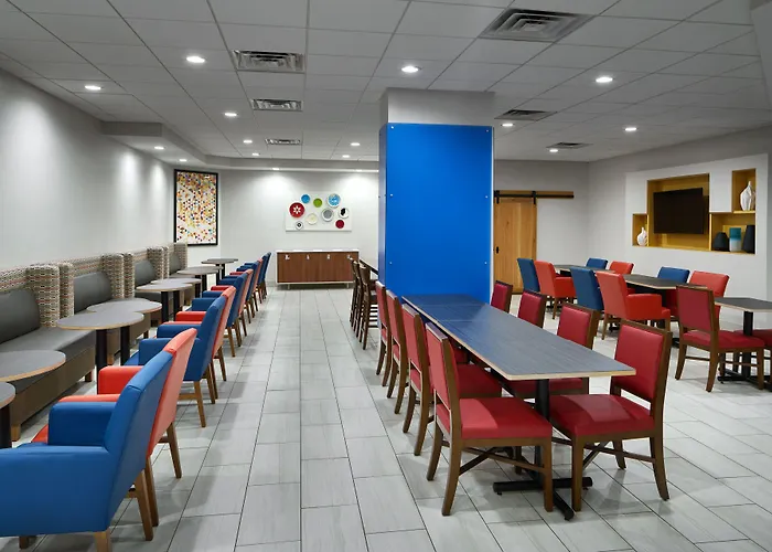 Holiday Inn Express - Richmond Downtown By Ihg