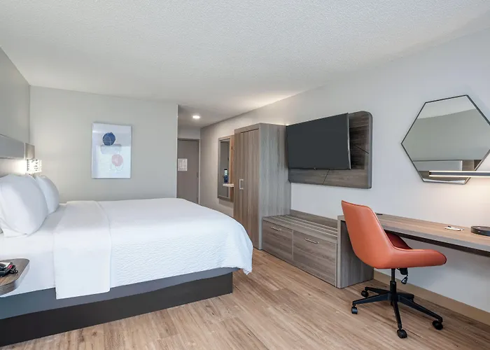 Holiday Inn Express Hotel & Suites Columbia-I-20 At Clemson Road By Ihg
