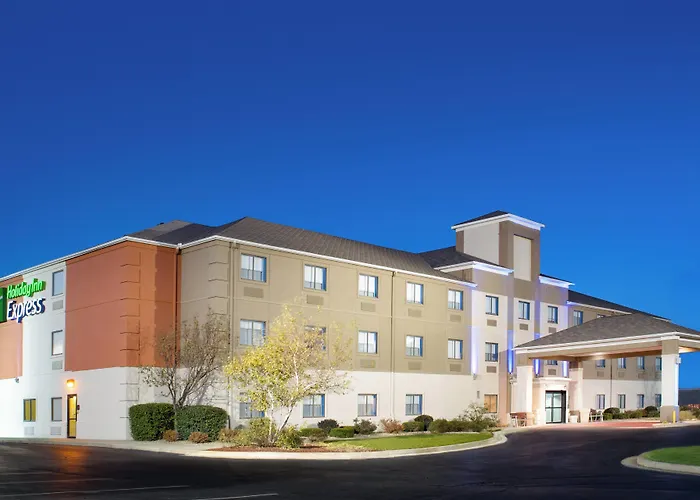 Holiday Inn Express Hotel Howe / Sturgis By Ihg