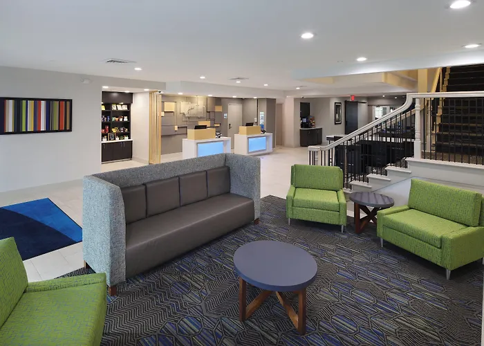 Holiday Inn Express Grand Rapids Southwest By Ihg