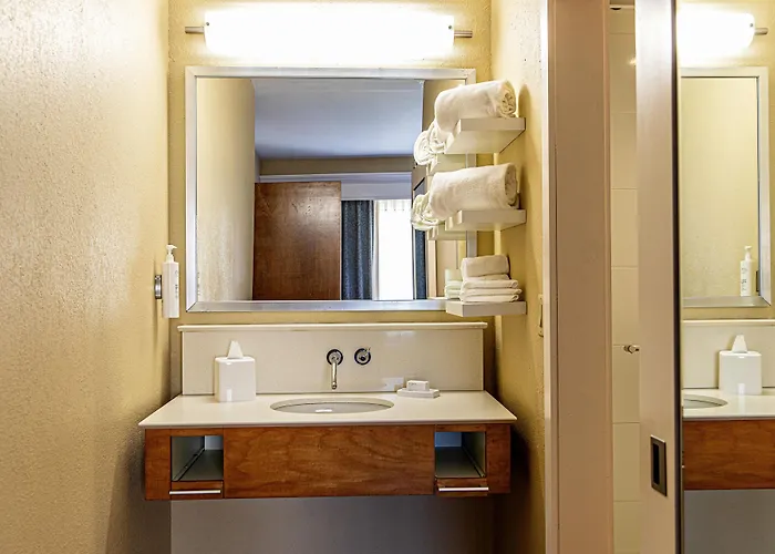 Hampton Inn Charleston-Daniel Island