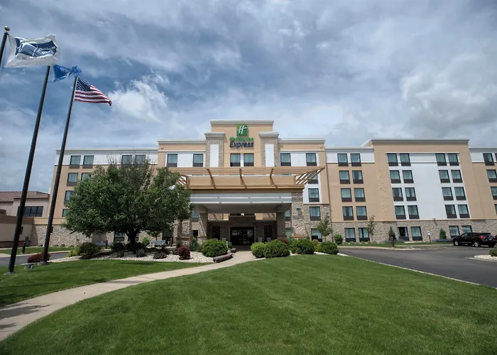 Holiday Inn Express Janesville-I-90 & Us Highway 14 By Ihg