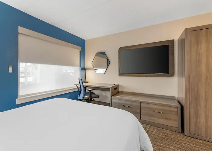Holiday Inn Express Chicago-Downers Grove By Ihg
