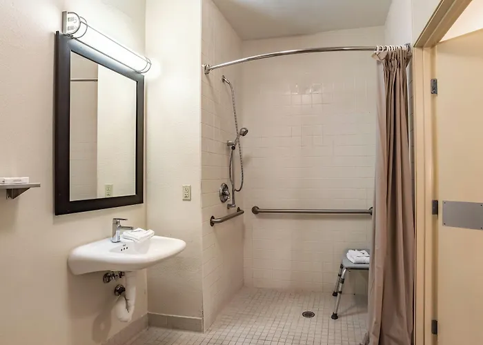 Red Roof Inn Plus+ Tempe - Phoenix Airport
