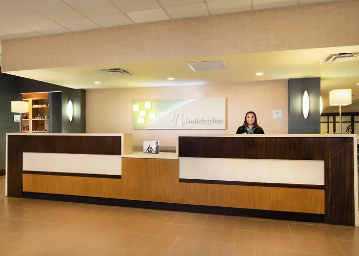 Holiday Inn And Suites Charleston West By Ihg