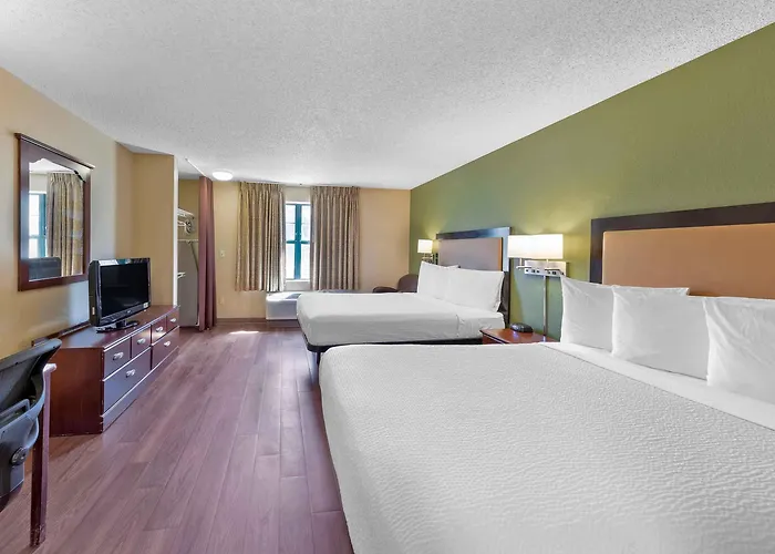 Extended Stay America Suites - Chicago - Lombard - Yorktown Center