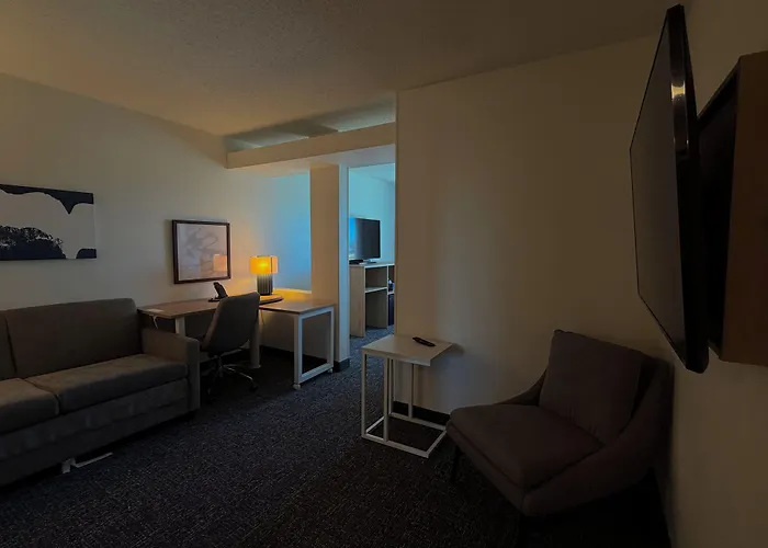 Fairfield Inn & Suites By Marriott Bloomington