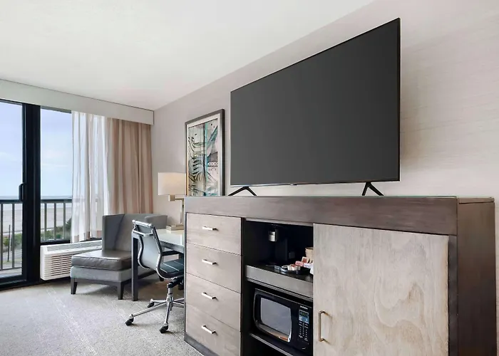 Best Western Plus Agate Beach Inn