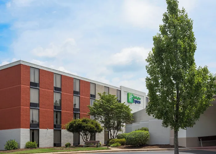 Holiday Inn Express Wilkesboro By Ihg