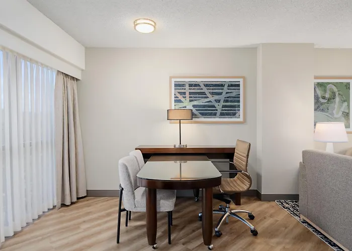 Embassy Suites By Hilton Seattle - Tacoma International Airport