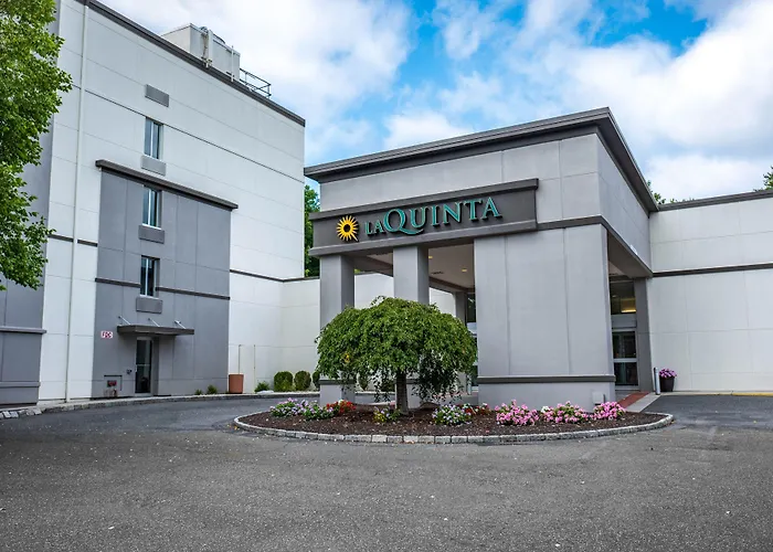 La Quinta By Wyndham Danbury
