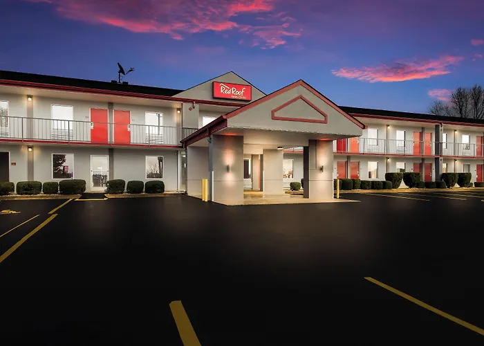 Red Roof Inn & Suites Jackson, Tn