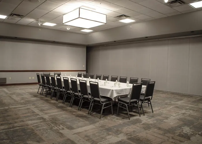 Holiday Inn Fargo By Ihg