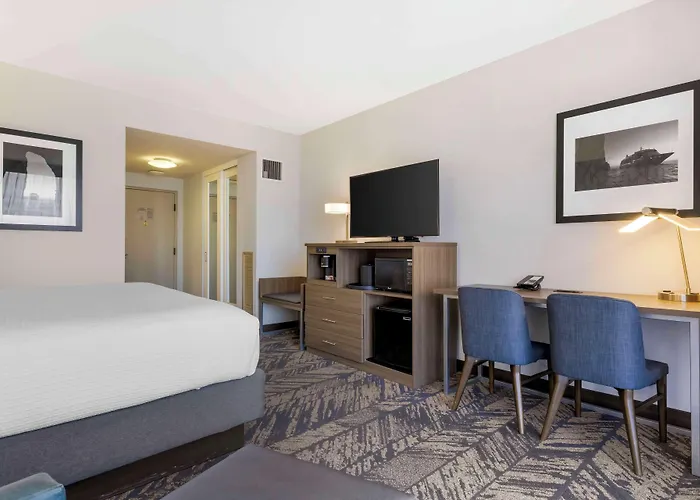 Best Western Plus Bayside Inn