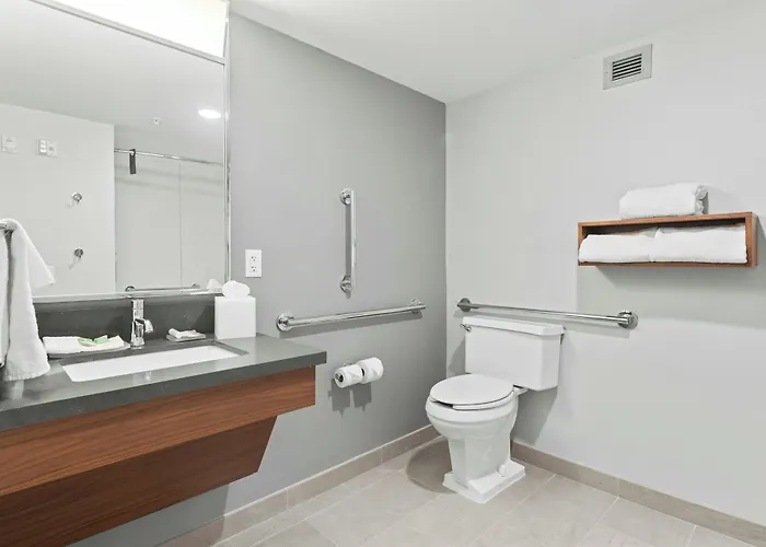 Courtyard By Marriott Columbus