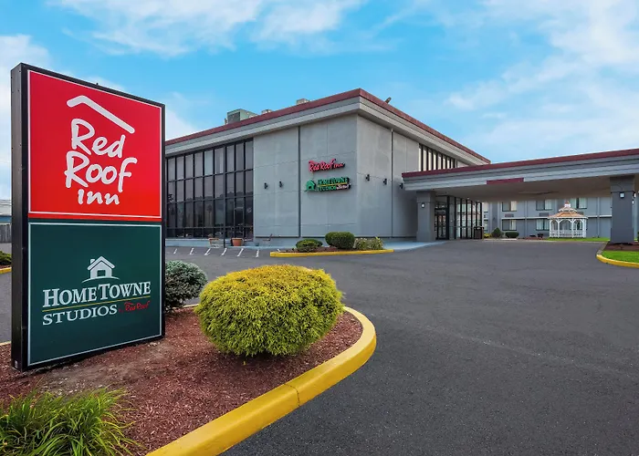Red Roof Inn Painted Post