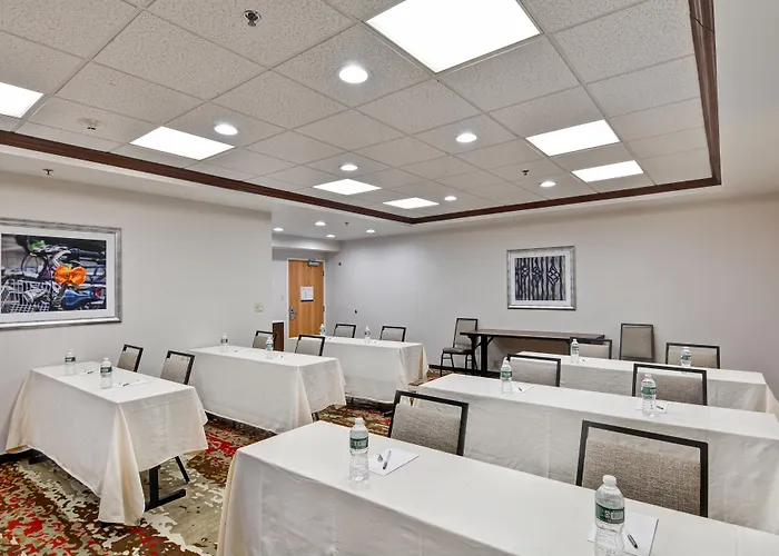 Hampton Inn Albany-Wolf Road