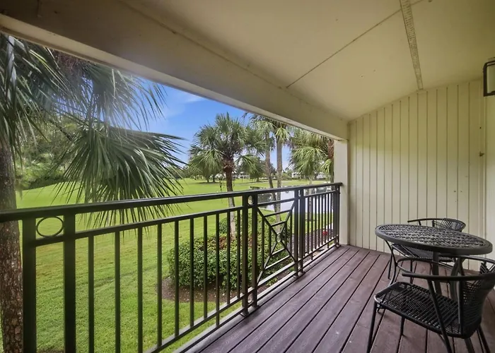 Saddlebrook Golf Course View Condo With Kitchen