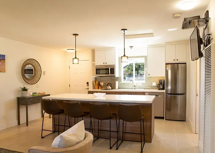 90 San Luis Street Unit D