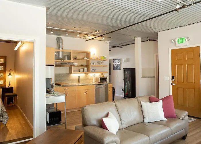 90 San Luis Street Unit A