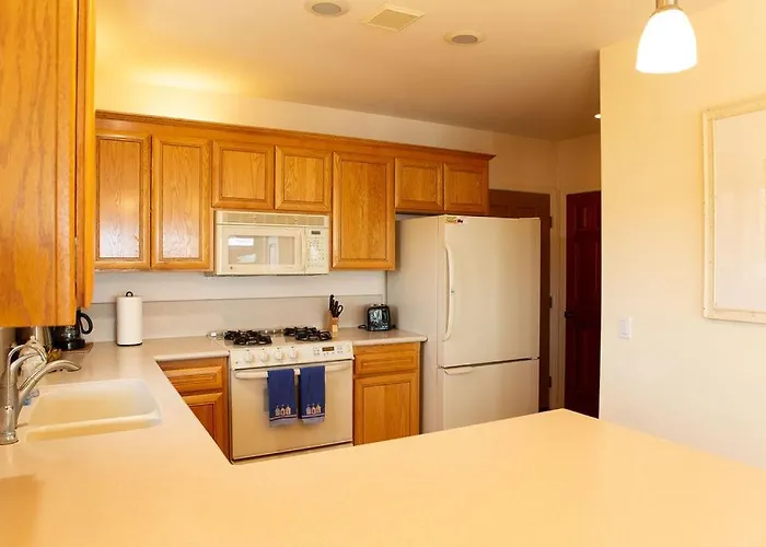 90 San Luis Street Unit C