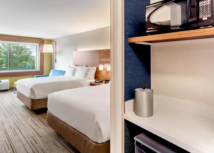Holiday Inn Express & Suites - Milwaukee West Allis By Ihg