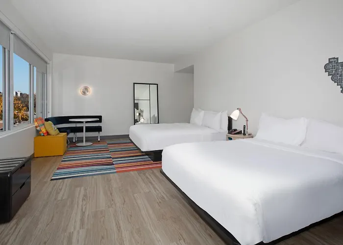 Aloft By Marriott Omaha Aksarben Village