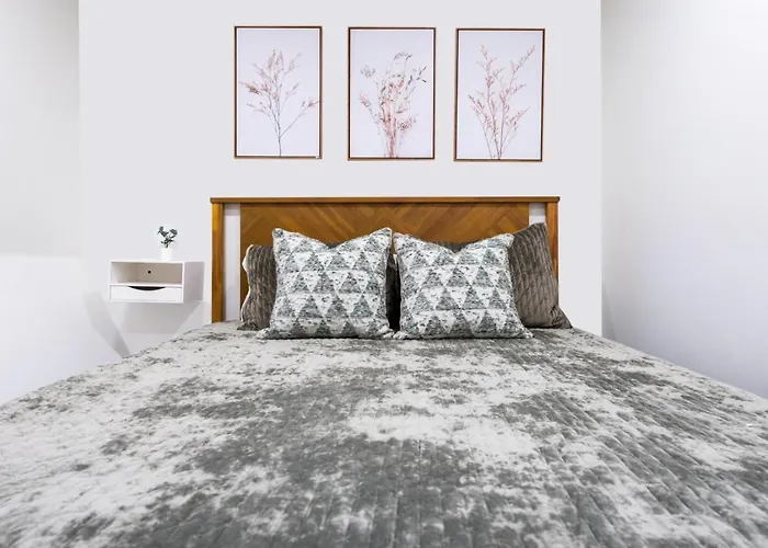 Main Street Farmhouse City Retreat By Hollyhock