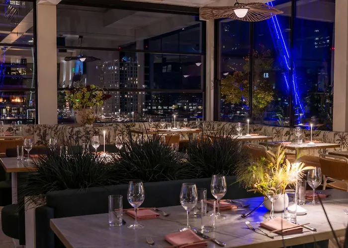 Level Hotel Seattle Downtown South Lake Union