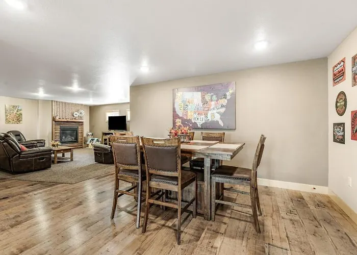 Klassy Lodge